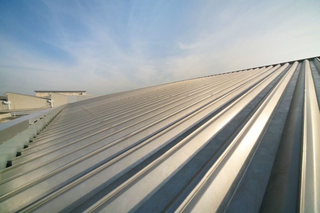 Fort Myers' Standing Seam Metal Roof Installation Team